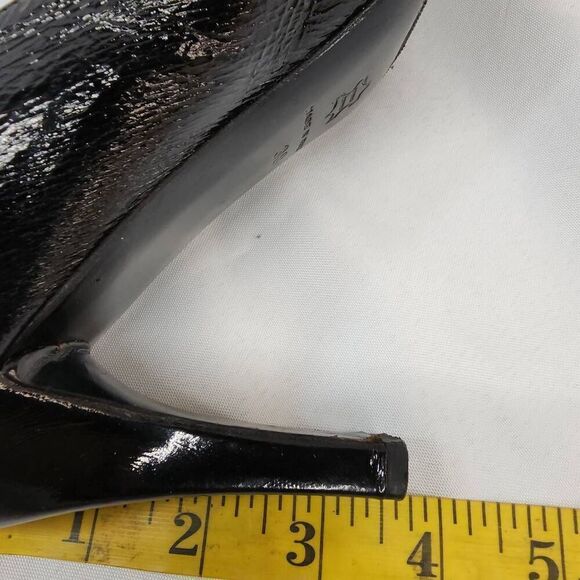Diana Broussard Size EU 38 US 7.5 Black Patent Leather Heel Pumps Round Toe - Picture 8 of 10